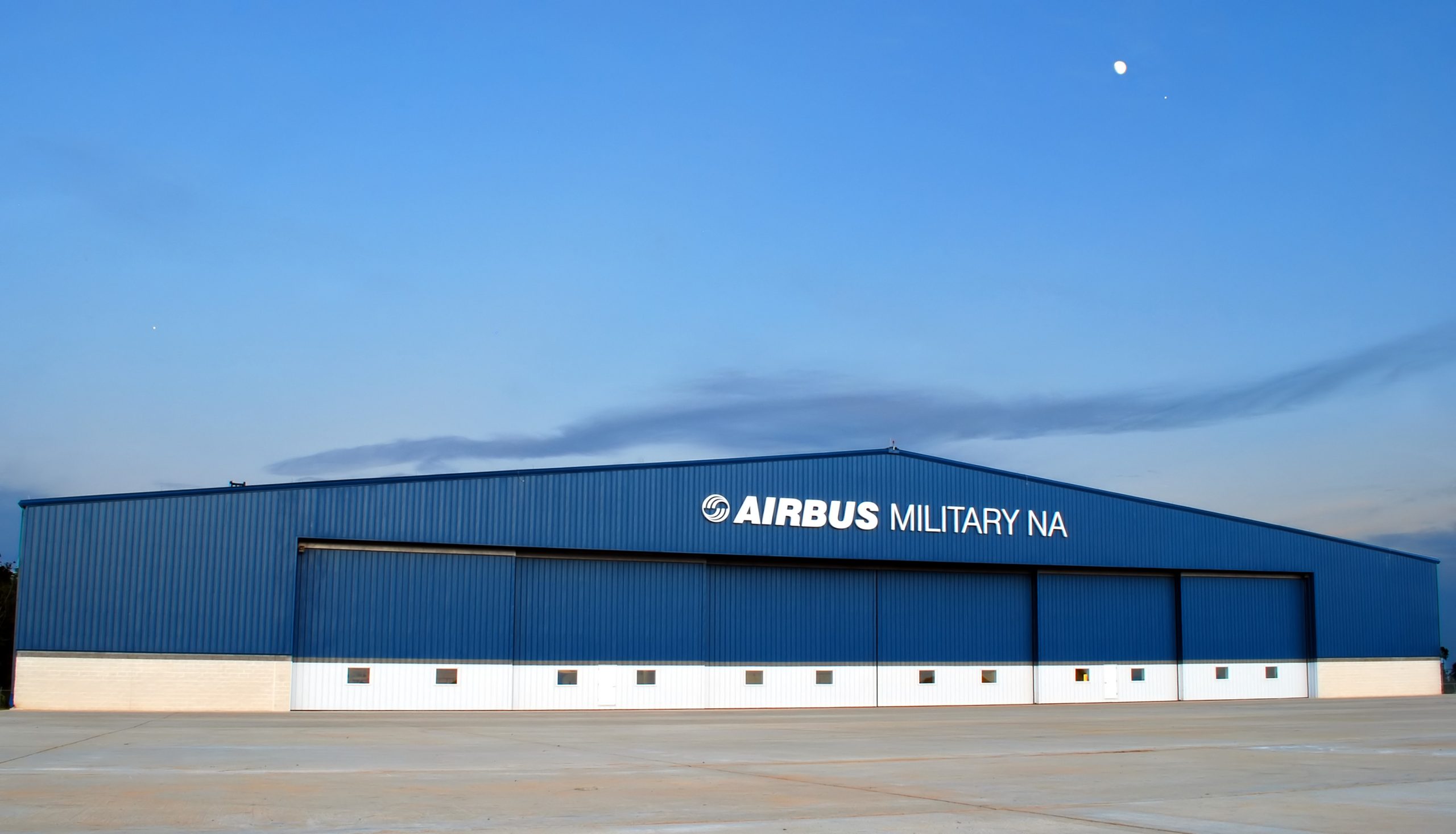 AIRBUS MILITARY (EADS CASA AIRCRAFT HANGAR)